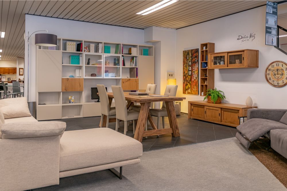 Lormani Arredamenti negozio Gattorna showroom Arredamento (1)