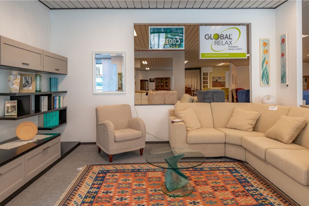 Lormani Arredamenti negozio Gattorna showroom Arredamento (28)