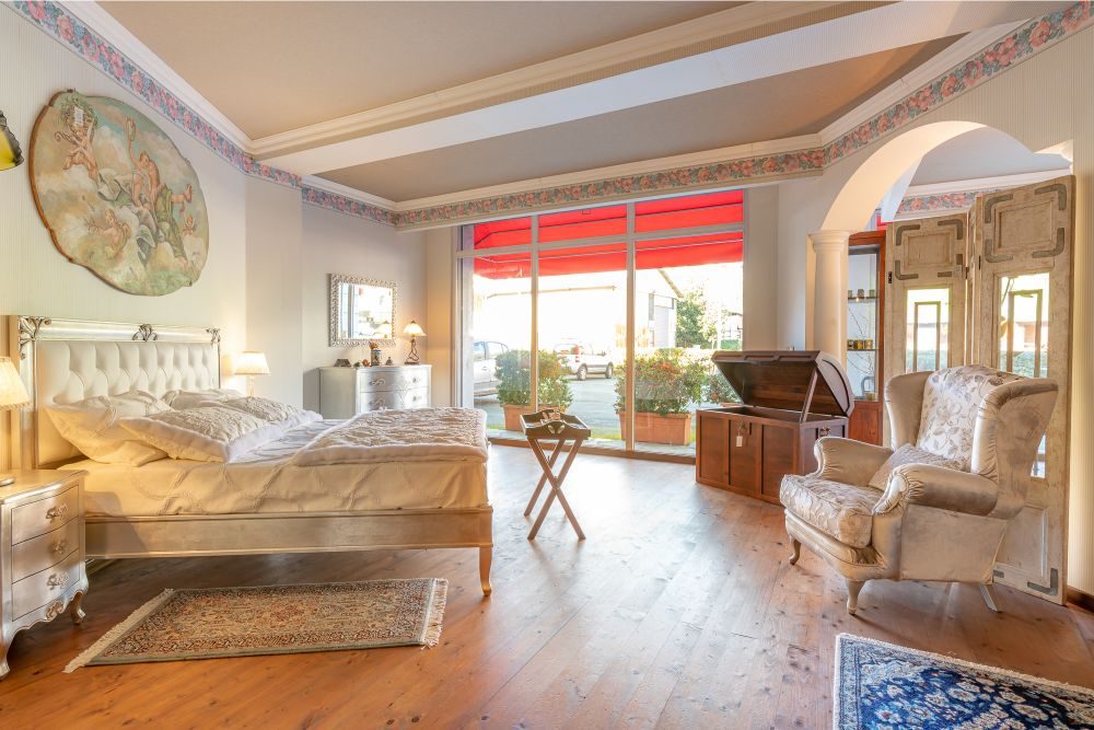 Sala Crawley